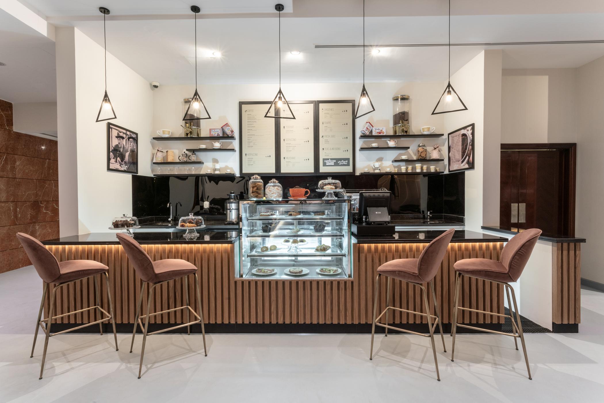 Leva Hotel Mazaya Centre Дубай Екстериор снимка